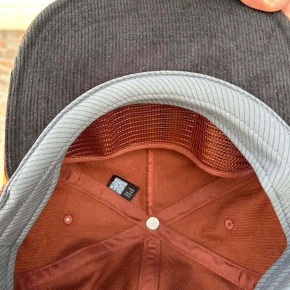 Nice! PATAGONIA Large Fish Logo CORDUROY Snapnack Hat - Picture 4 of 7